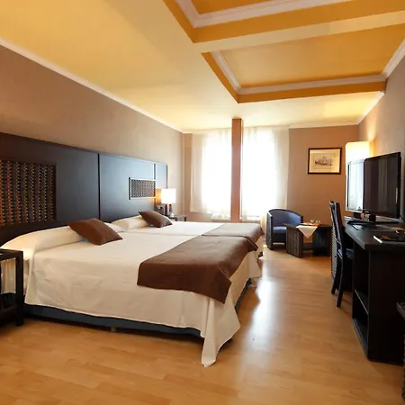 Congreso Szálloda 4*