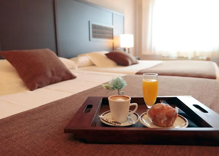 Отель Congreso Тео